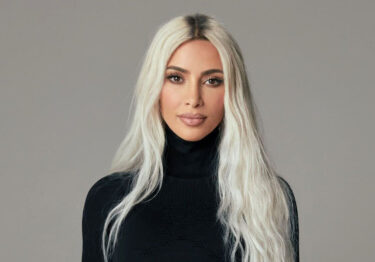 Kim Kardashian vende bote de basura en miles de pesos; recibe críticas