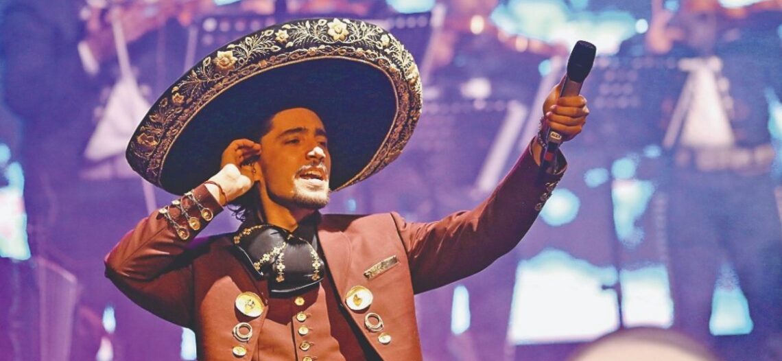 Alex Fernández debuta con éxito en el Metropólitan