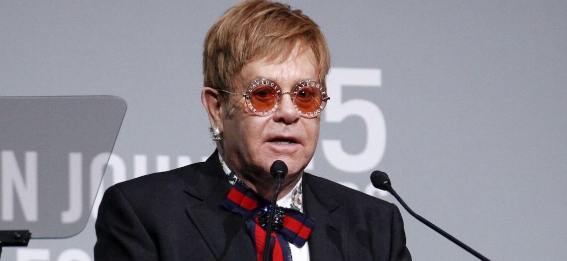 Elton John dejará de usar Twitter por las políticas de Elon Musk