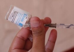 Inicia la aplicación de biológico cubano Abdala contra covid en CDMX