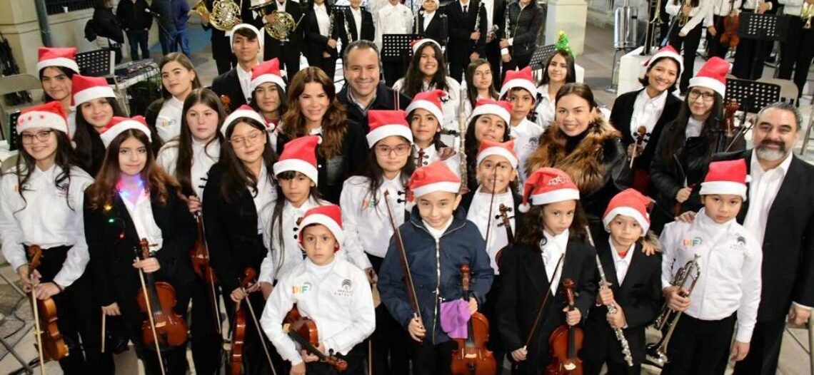 Disfrutan presentación navideña de la Orquesta Sinfónica Infantil y Juvenil de Hermosillo