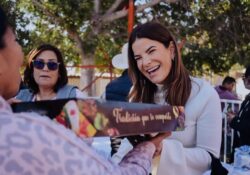 Celebra DIF Hermosillo el Día de Reyes con familias de La Victoria
