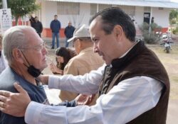Supervisa Toño Astiazarán ayuda municipal a adultos mayores