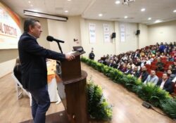 Refuerza SEC diálogo directo con la estructura educativa