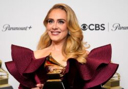 Adele estrena documental en Netflix, 30 Greatest Moments