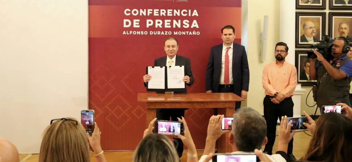 Presenta gobernador Alfonso Durazo iniciativa de Ley de Notarías