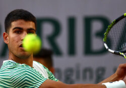 Carlos Alcaraz tiene inicio arrollador en Roland Garros