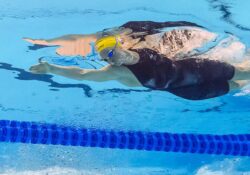 A sus 19 años, Mollie O’Callaghan rompe récord del mundo en 200m libre