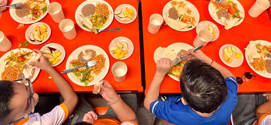 Supervisan programa de Desayunos Escolares en primarias de Hermosillo
