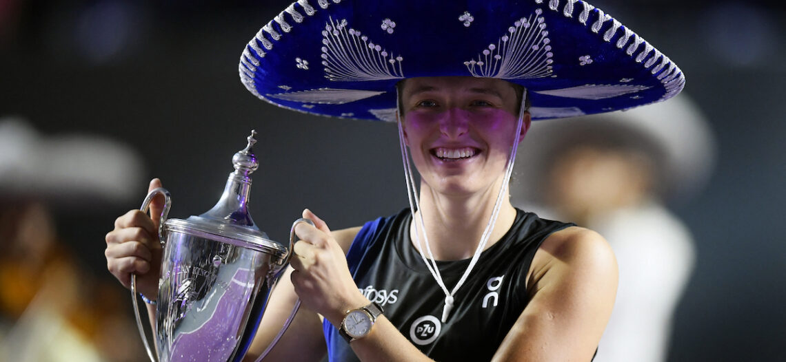 Iga Swiatek conquista WTA Finals y retoma la cima del ranking WTA