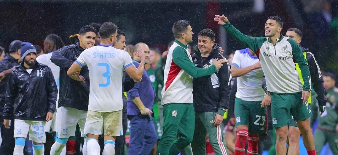 Directivo hondureño estalla contra el arbitraje y la Concacaf