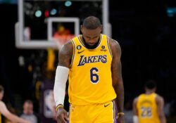Mavericks abolla corona de Lakers en temporada regular de NBA