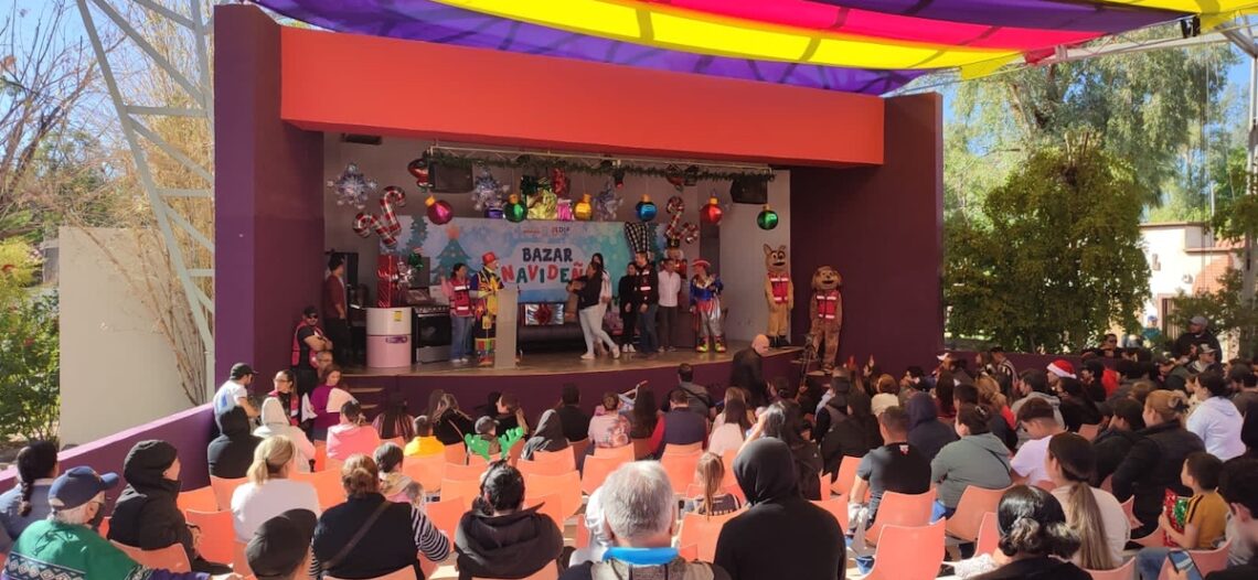 Realizan Bazar Navideño 2023 en Parque Infantil en Hermosillo