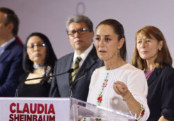 Claudia Sheinbaum presenta a su equipo de campaña; suma a Marcelo Ebrard