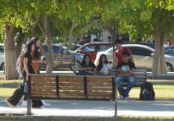 Este lunes 1° de abril regresan a clases estudiantes universitarios de Sonora