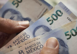 Se confirma avance moderado del PIB; cifra del primer trimestre