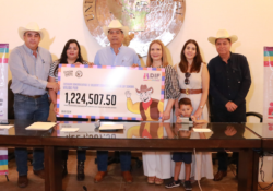 DIF Sonora recibe donativo de la Unión Ganadera Regional de Sonora