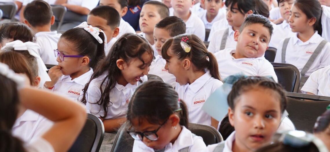 Gobernador Durazo da inicio exitoso del ciclo escolar 2024-2025