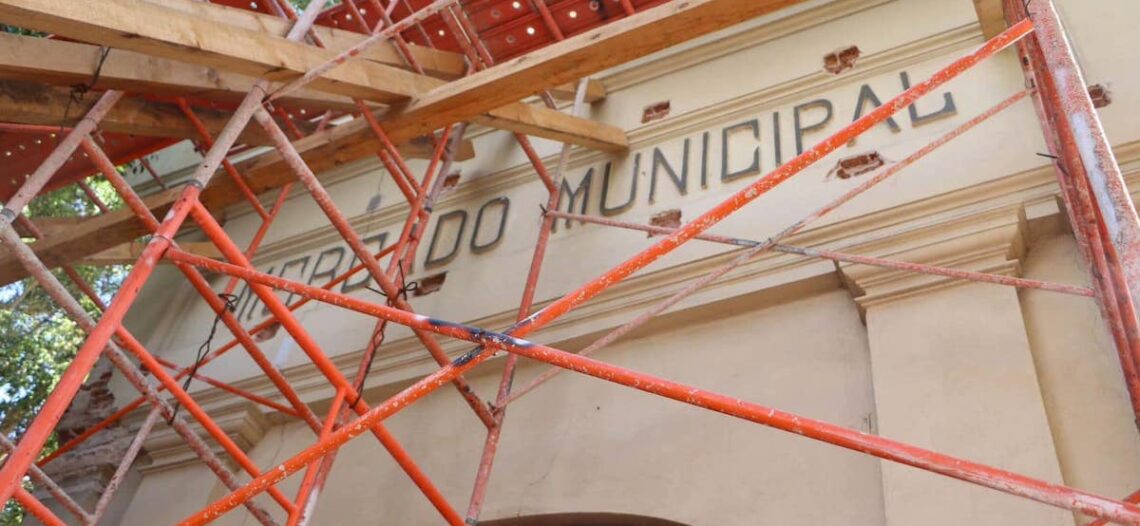 Rehabilitación del Mercado Municipal presenta atraso en el proyecto