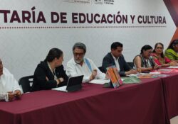 Presenta SEC libros de texto traducidos a lenguas yaqui, mayo y seri