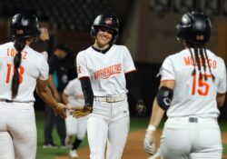 Con poderosa ofensiva la Escuadra Naranja derrotó 10-2 a Tabasco