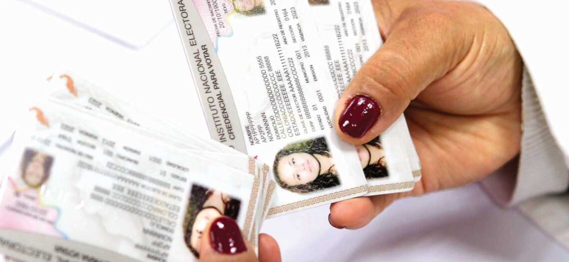 INE perfila creación de credencial digital; aprueba estrategia