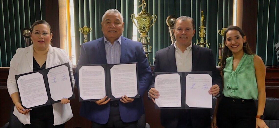 CEDES y UTH firman convenio de colaboración académica y ambiental