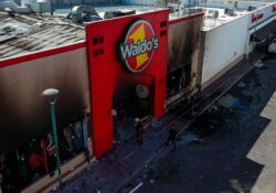 Asegura FGJE que dueños de Waldo’s han declarado ante autoridades