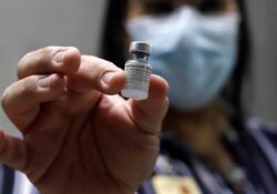 Cofepris autoriza venta de vacuna contra covid-19 de farmacéutica Pfizer