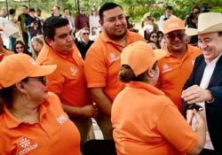 Gobernador entrega unidades para un transporte público más seguro y moderno