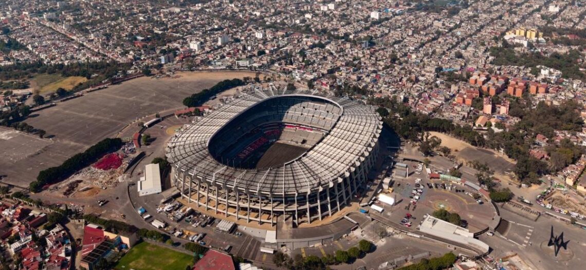 CDMX podría perder partidos del Mundial por retrasos del Estadio Azteca