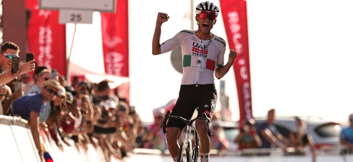 Isaac Del Toro se coloca como el segundo mejor ciclista en el ranking mundial