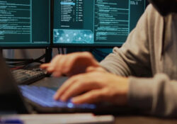 Hackeo masivo en México: sustraen 150 GB de datos fiscales y electorales