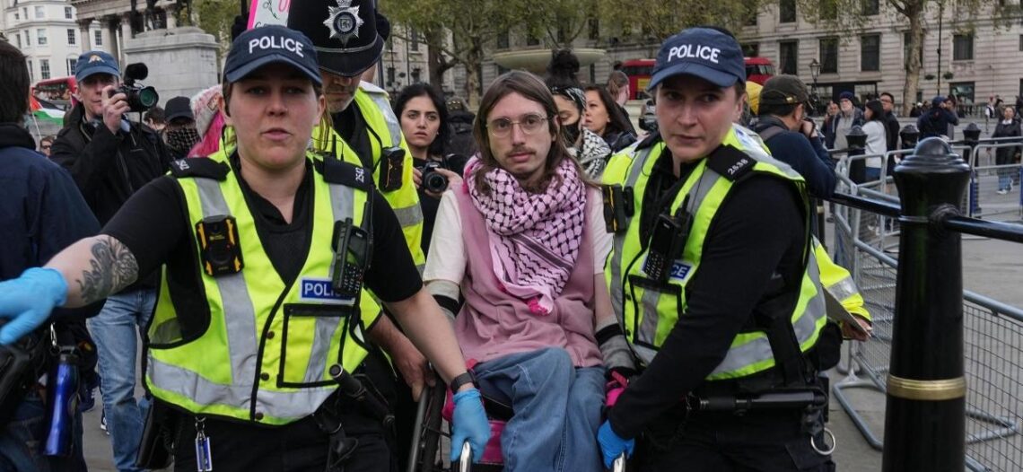 Policía de Londres detiene a 523 manifestantes por apoyar a Palestina