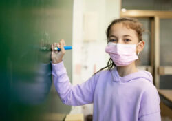 Refuerzan salud escolar con nueva guía de enfermedades prioritarias en Sonora