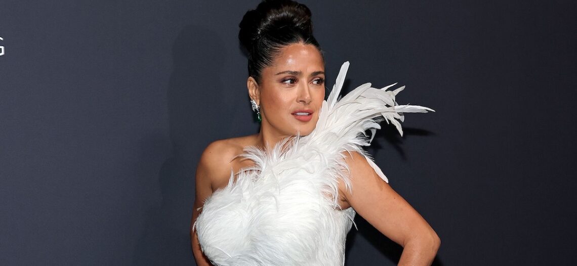Salma Hayek arrasa en Festival de Cannes 2026 con espectacular vestido