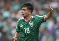 Gilberto Mora es el sexto jugador más joven en la historia en jugar un Mundial