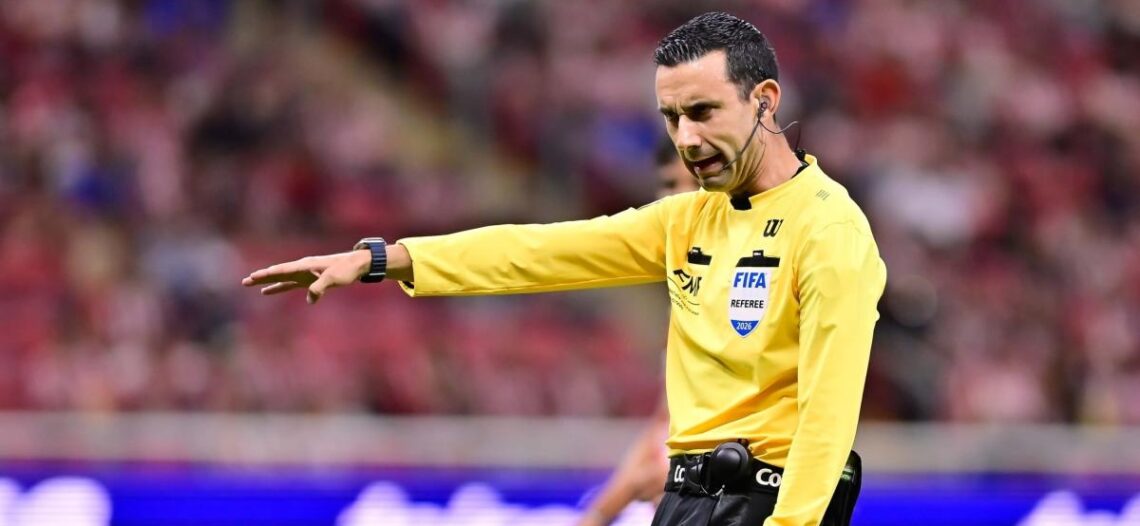 El árbitro César Ramos queda fuera del Mundial 2026, regresará a México
