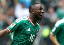 Julián Quiñones entra al Top 10 del Mundial 2026 en ranking de la FIFA