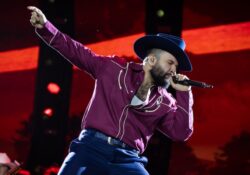 Carín León reúne a más de 100 mil personas en el cierre del Fan Fest Monterrey