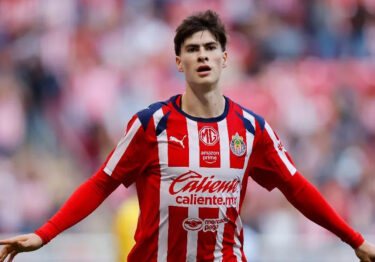 Olympiacos busca fichar a la ‘Hormiga’ González; Chivas analiza la oferta
