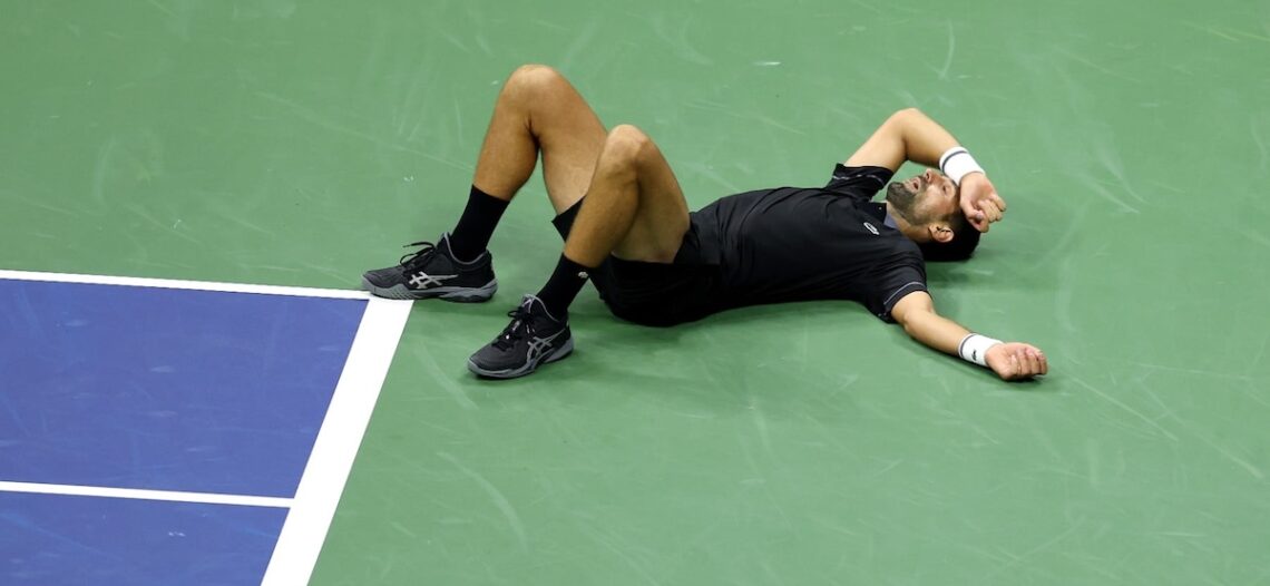 Novak Djokovic rompe en llanto tras caer en primera ronda del US Open