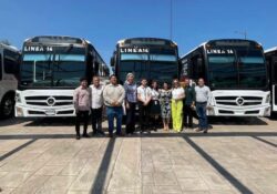 Gobernador Durazo entrega nuevas unidades transporte para Ciudad Obregón