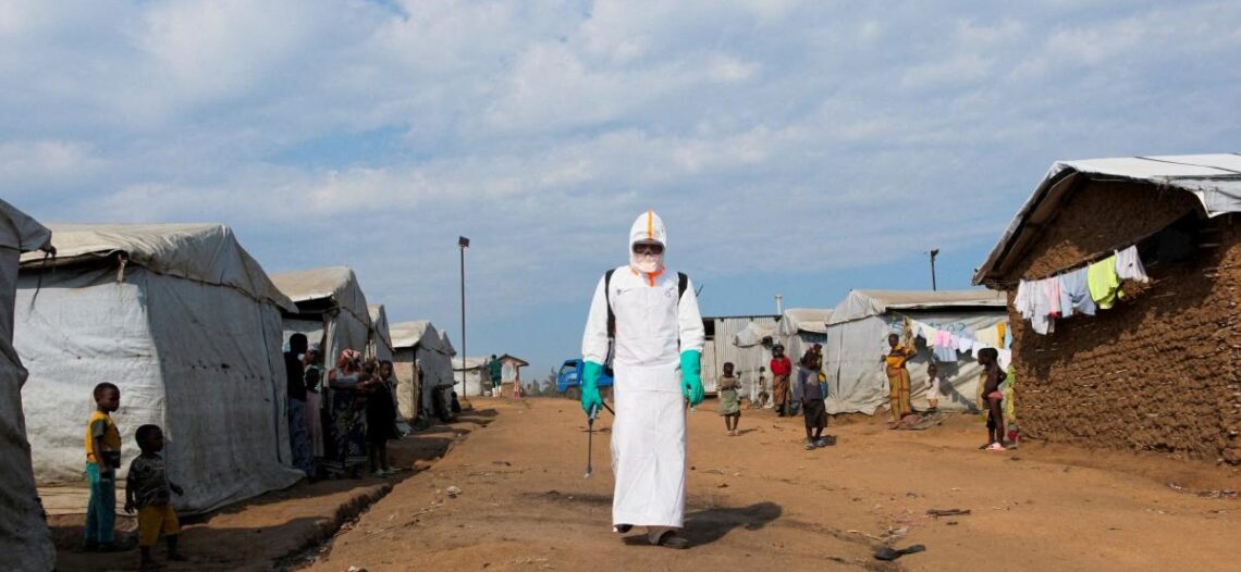 OMS declara a Uganda libre de ébola después de 42 días sin nuevos casos