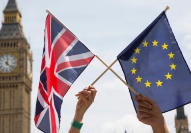 Reino Unido evalúa volver a la Unión Europea tras una década del Brexit