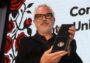 Alfonso Cuarón recibe la Medalla Filmoteca UNAM en el Festival de Morelia