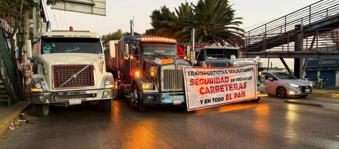 Gobernación pide suspender bloqueos y retomar diálogo con transportistas