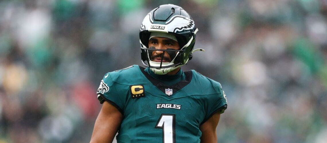 La NFLPA exige investigar la atención médica recibida por Jalen Hurts