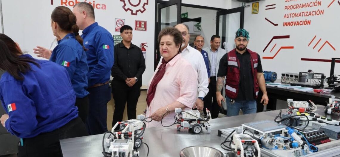 Sonora y Ford inauguran laboratorio industrial para estudiantes de Cecyte